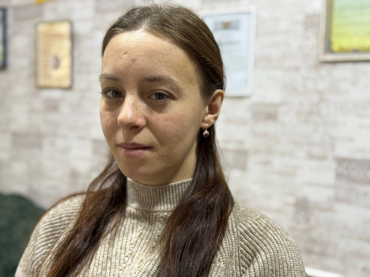 «Листи і подарунки на передову»: освітяни, діти та журналісти об’єдналися в акції до Дня ЗСУ