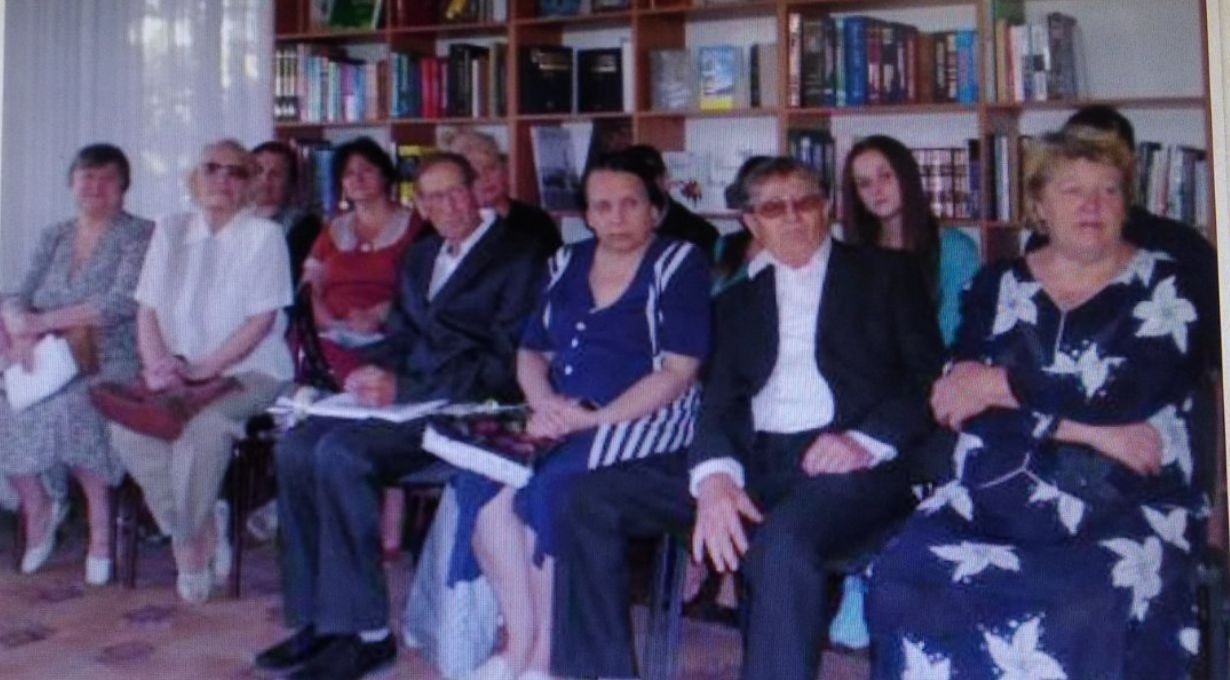 Де у Первомайську жила поетеса Галина Педченко: фотоекскурсія містом