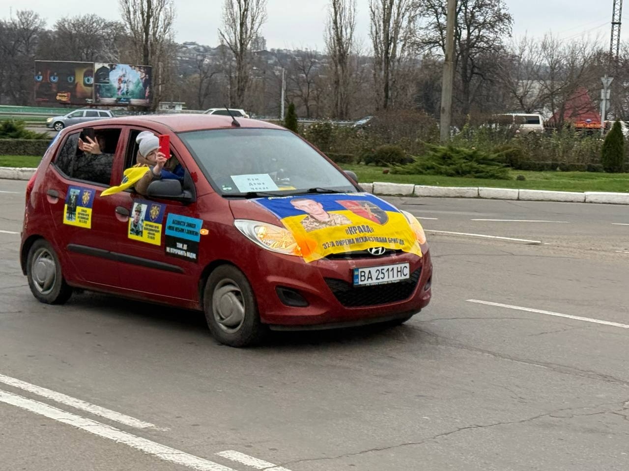 «Інформації немає»: Первомайськ знову став голосом полонених та зниклих безвісти
