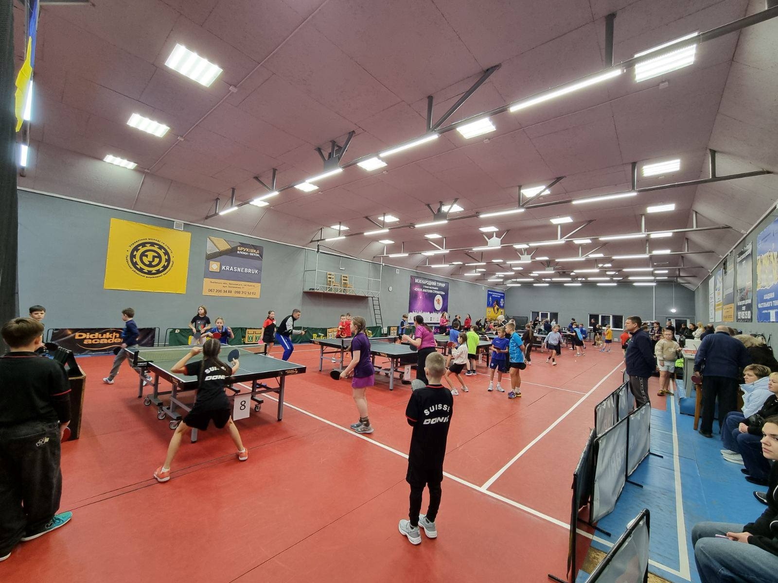 Коли досвід дорогого вартий. Первомайські тенісистки повернулись з чемпіонату України