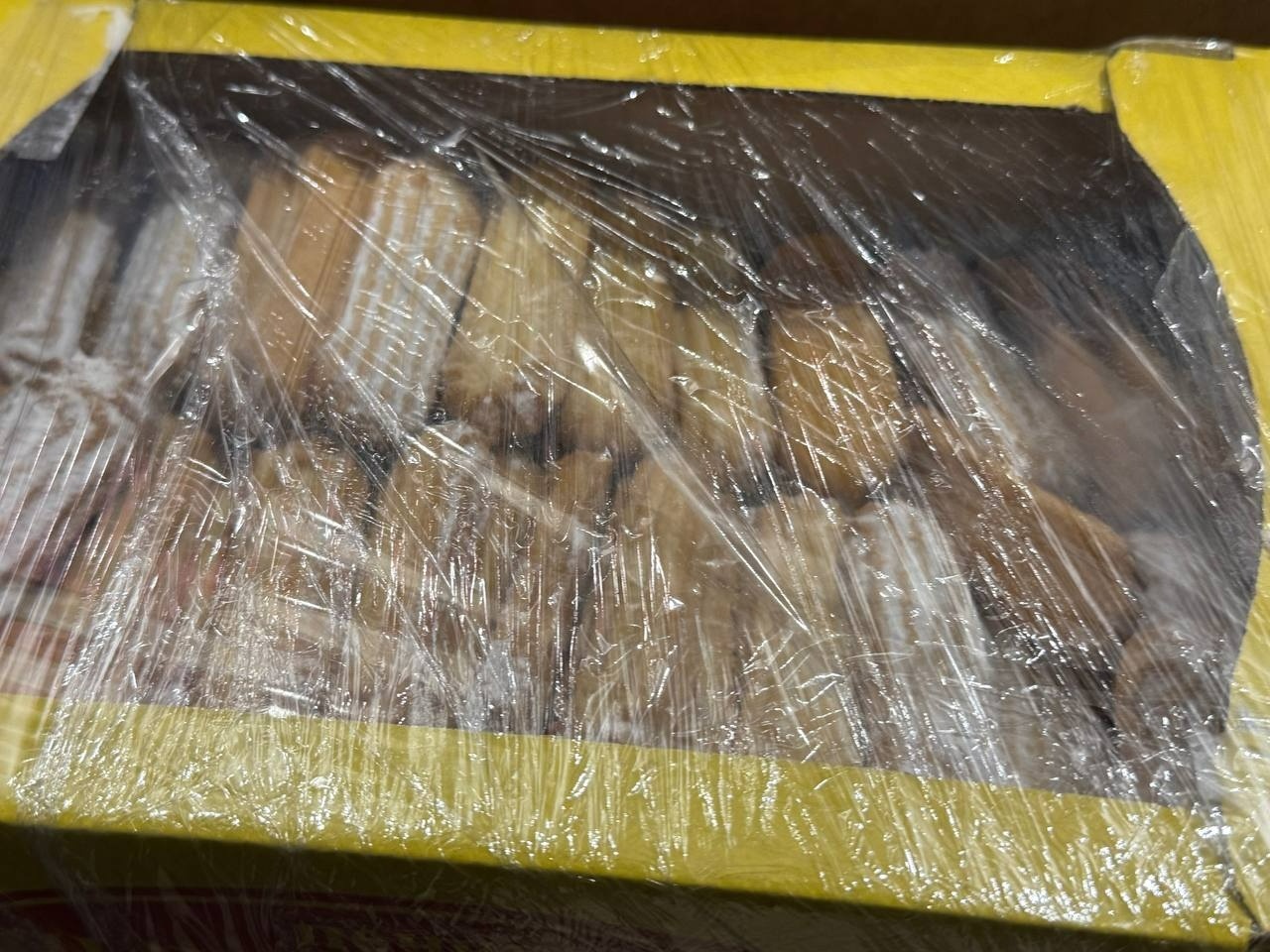 Шкарпетки, ліки, листівки та кошти: діти, батьки та вихователі садочка «Дюймовочка» — бійцям ЗСУ