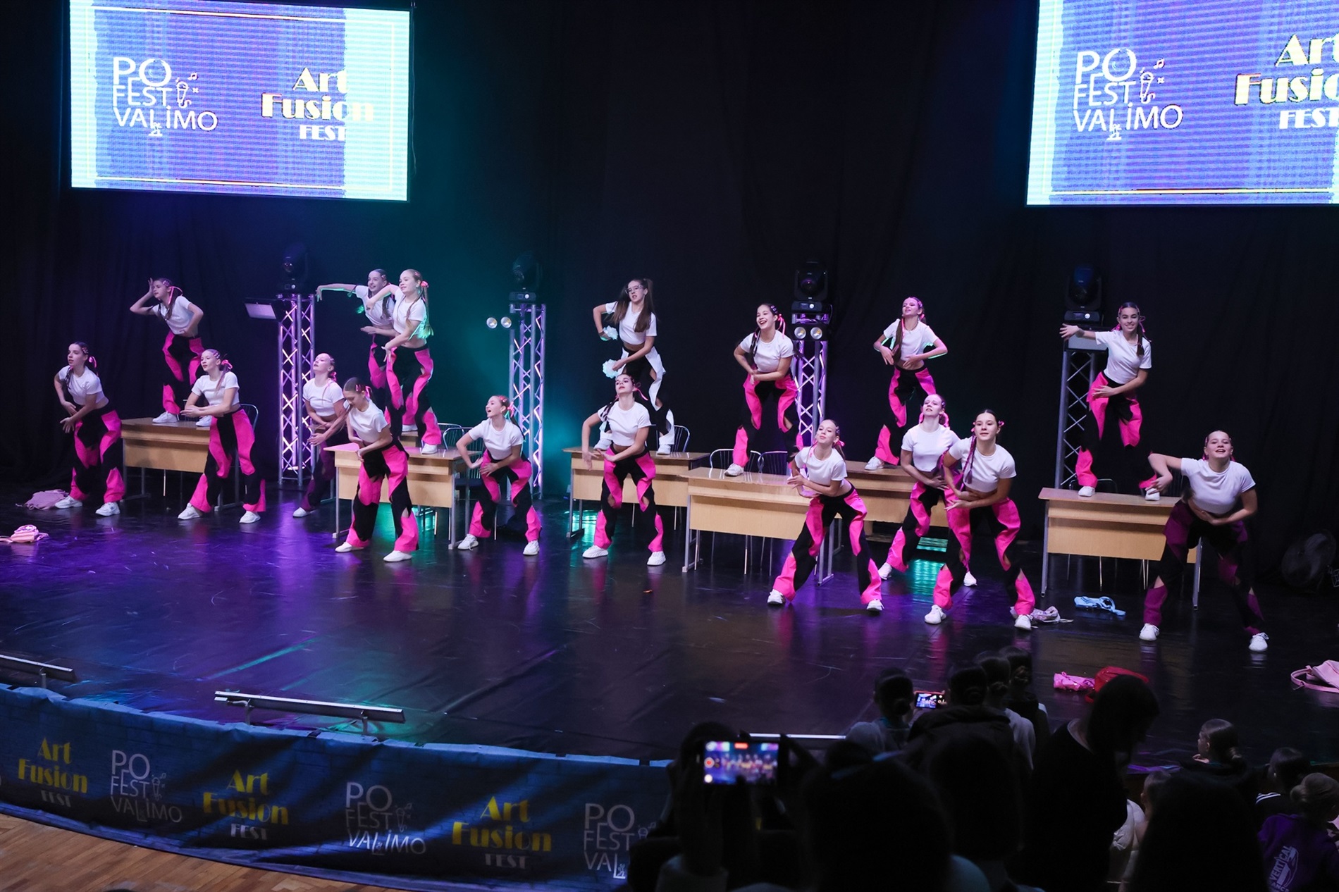 Первомайський колектив Dance Way здобув гран-прі на Art Fusion Fest у Вінниці