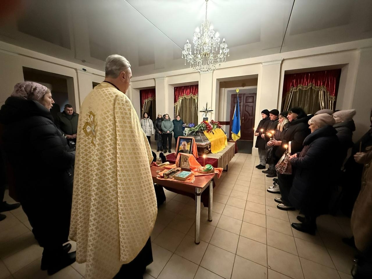 У Первомайську провели в останню путь захисника України Романа Гранковського