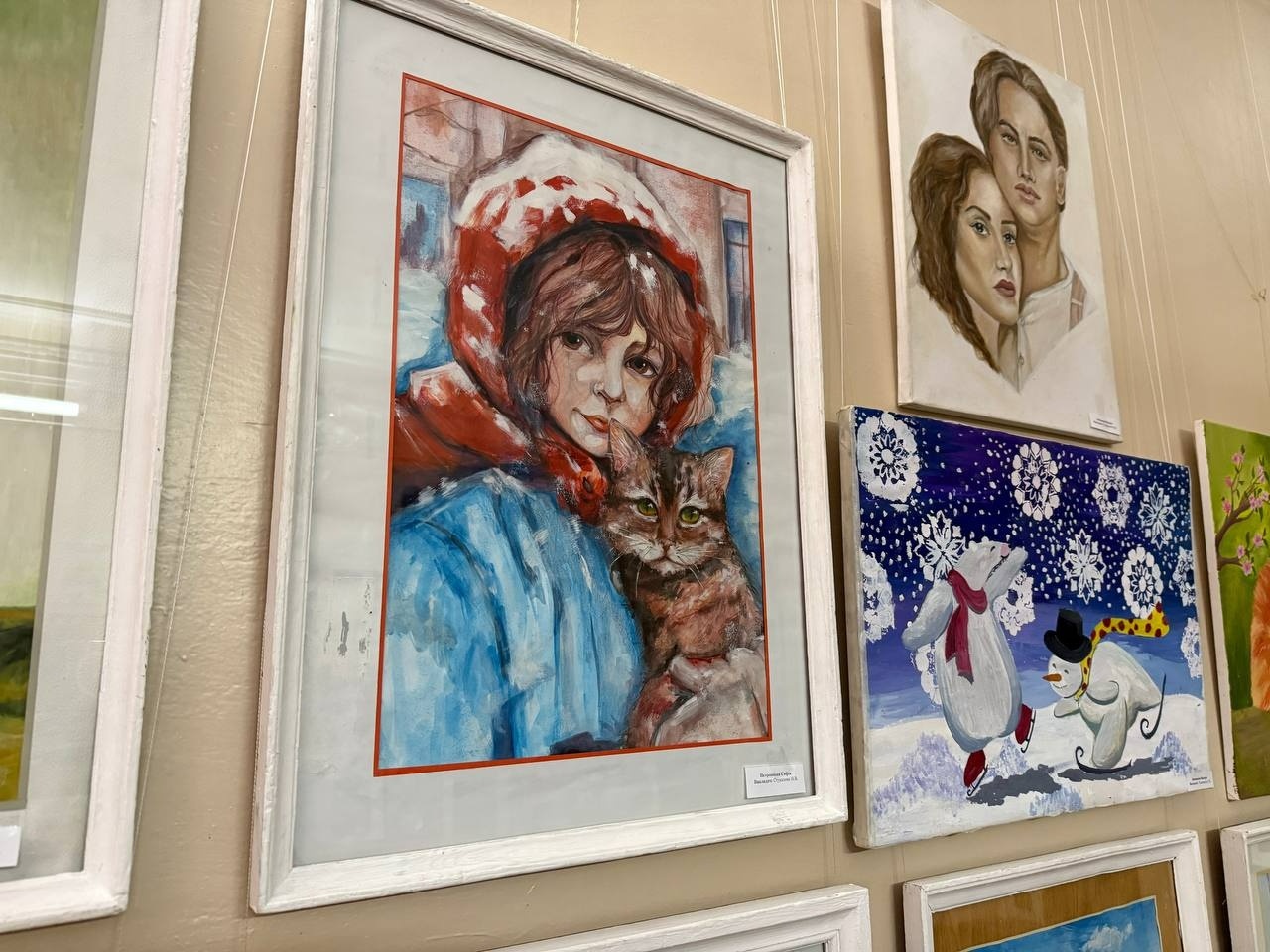 У Первомайській школі мистецтв відкрили зимову виставку учнівських робіт