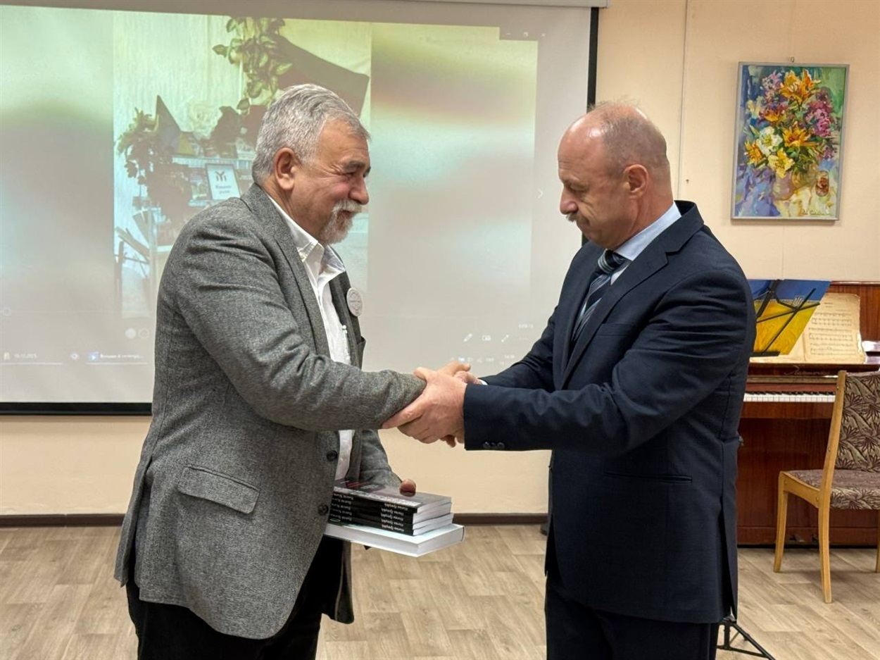 Сергій Осадчий та Светослав Ніколов Іванов