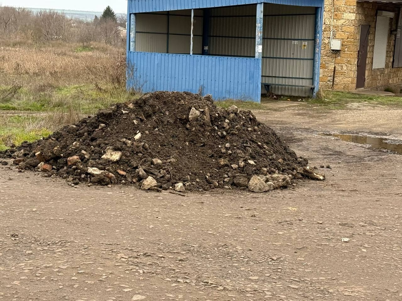 Напередодні Різдва у Первомайську відремонтували проблемну ділянку дороги на вулиці Шовкопрядній