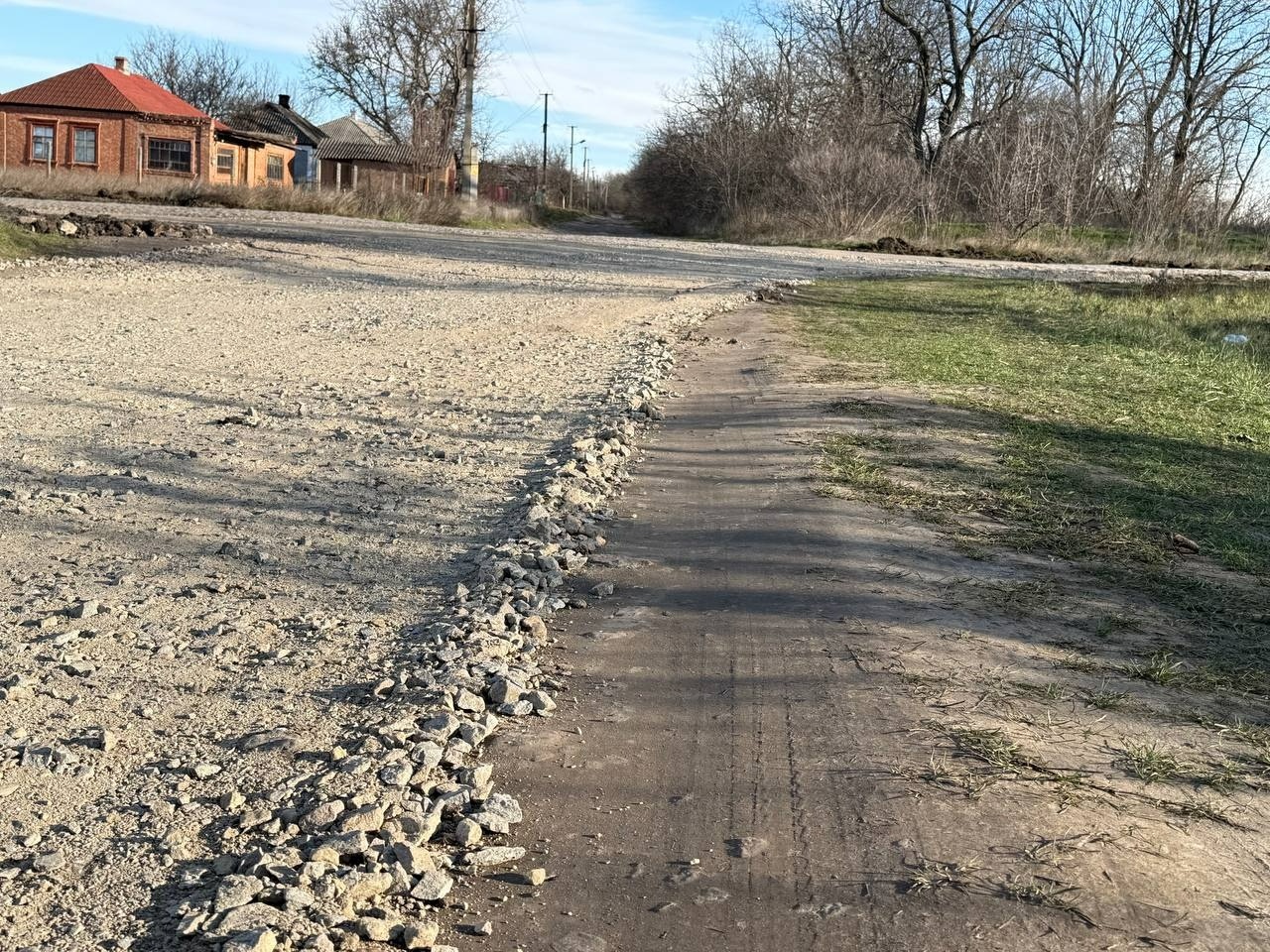Напередодні Різдва у Первомайську відремонтували проблемну ділянку дороги на вулиці Шовкопрядній
