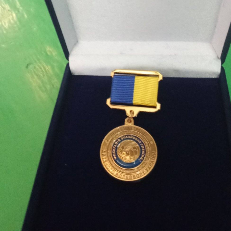 У змаганнях перемогли, тренера привітали. Як завершується 2025 рік для первомайських волейболісток