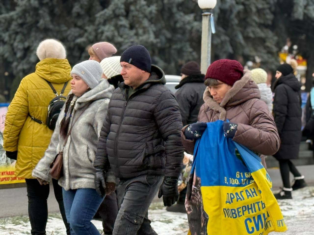 Новин майже немає: у Первомайську пройшла акція на підтримку полонених і зниклих безвісти