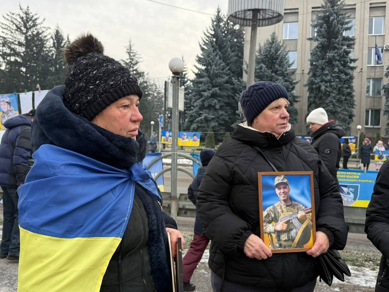 Новин майже немає: у Первомайську пройшла акція на підтримку полонених і зниклих безвісти