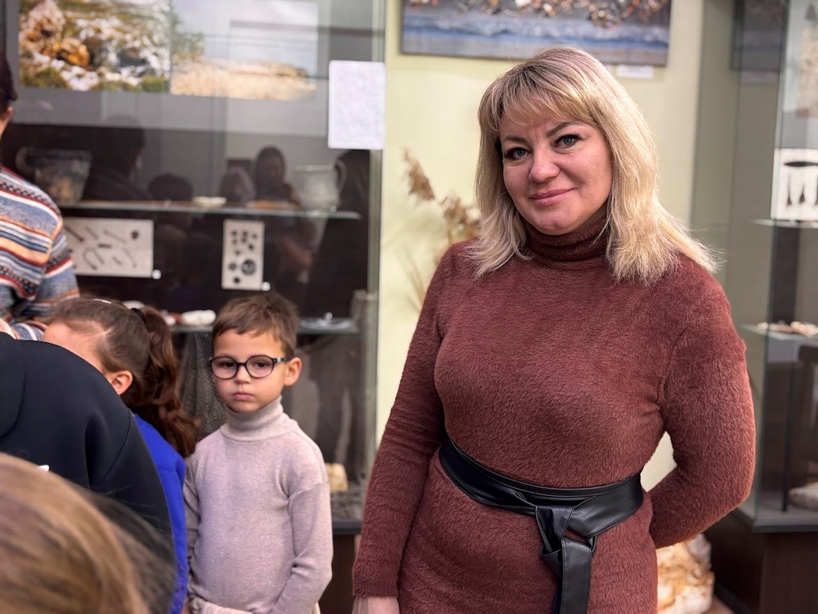 Олена Хомка, вчителька початкових класів Первомайської гімназії №10 імені Миколи Вінграновського