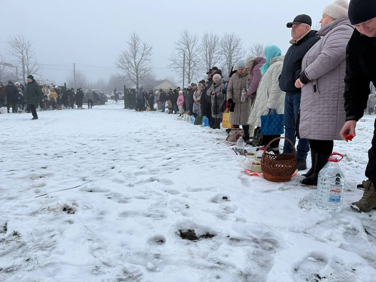 Молитва за Україну об’єднала громаду: у Первомайську відзначили Водохреща