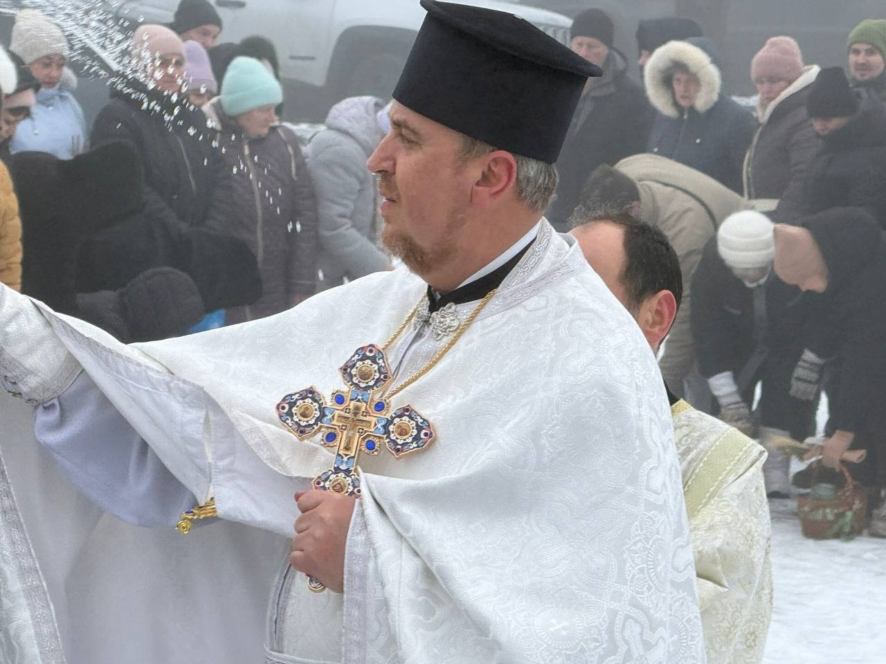 Молитва за Україну об’єднала громаду: у Первомайську відзначили Водохреща