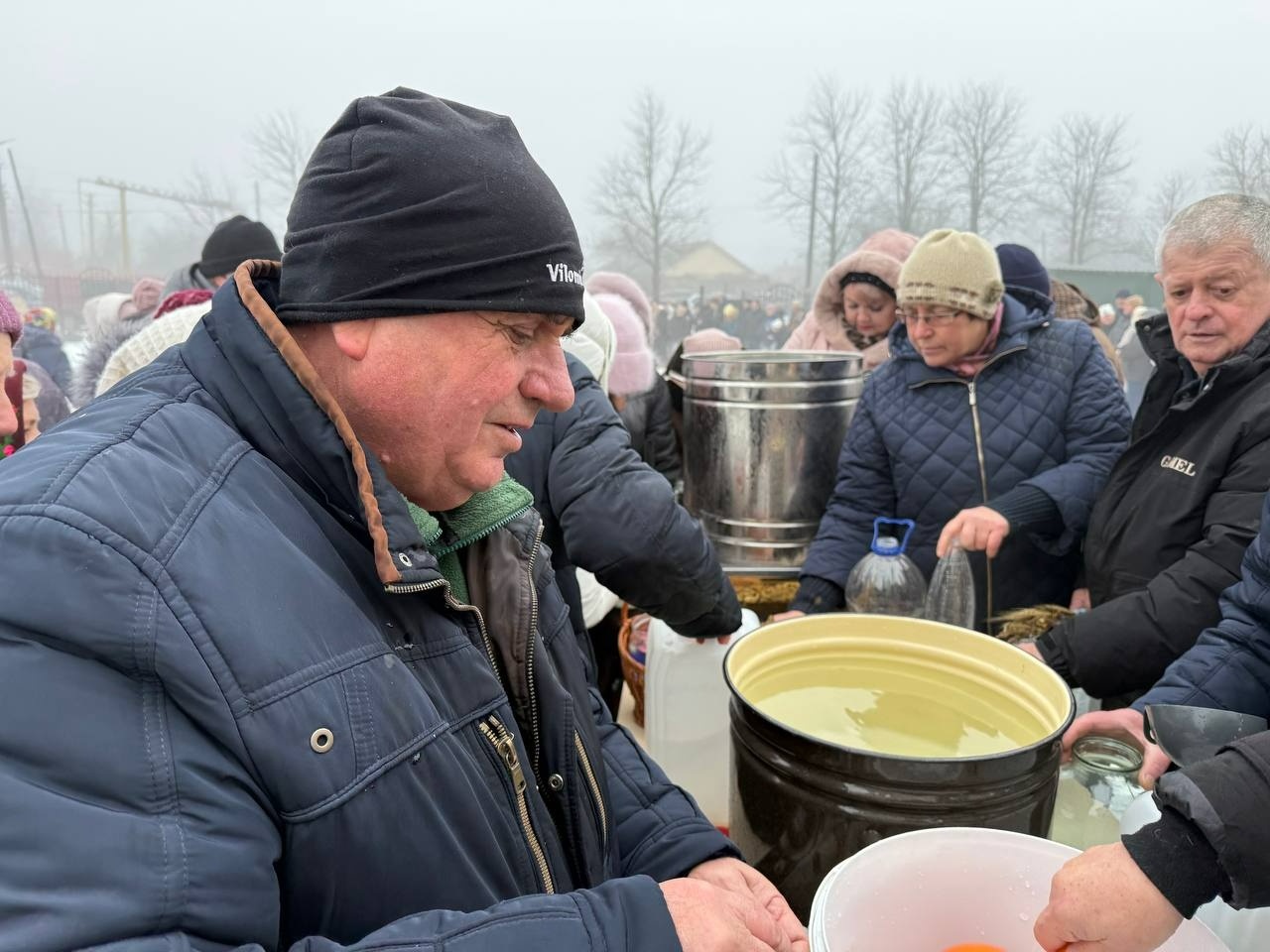 Молитва за Україну об’єднала громаду: у Первомайську відзначили Водохреща