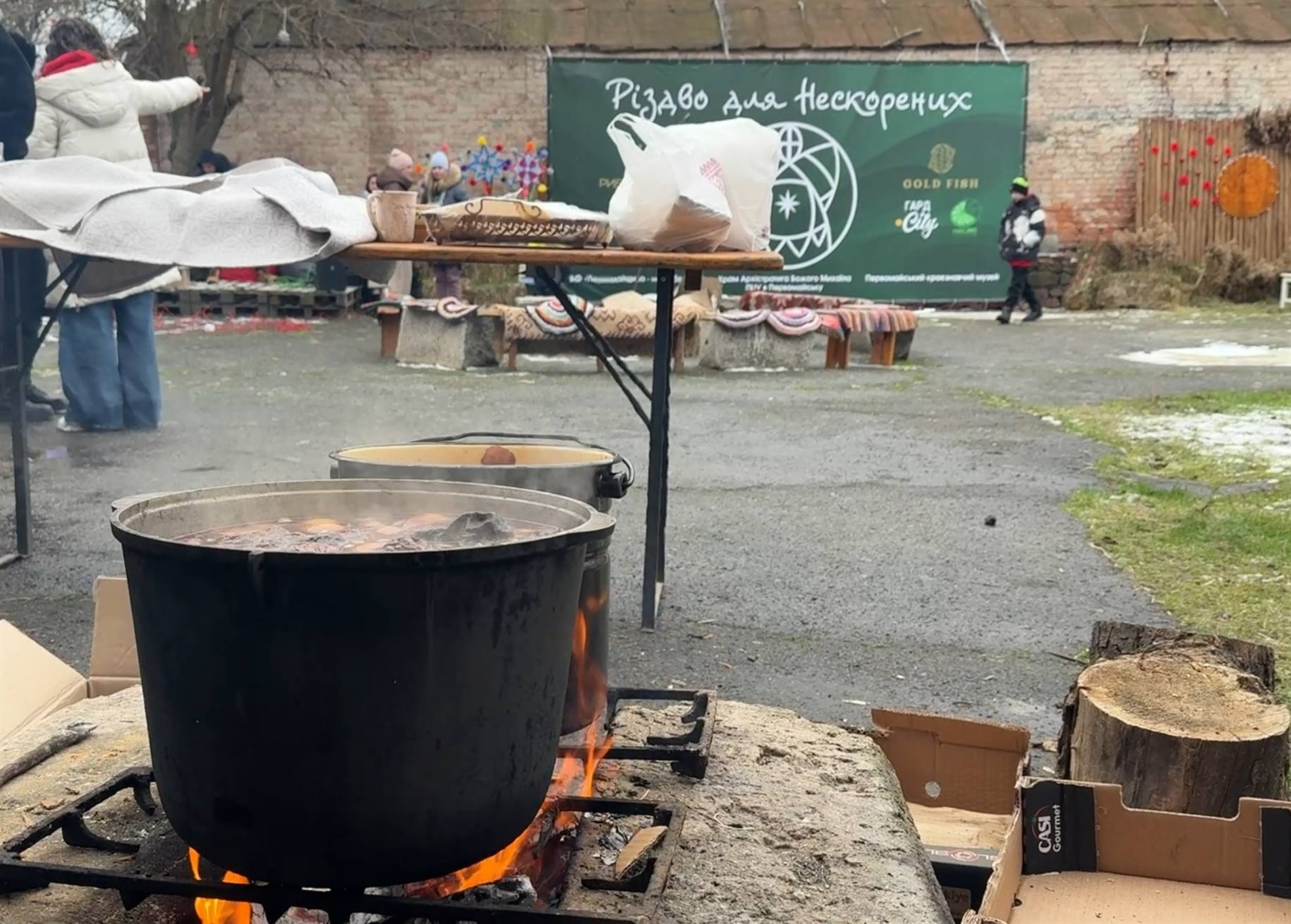 «Різдво для нескорених» у Первомайську щороку збирає все більше людей: історія однієї ініціативи