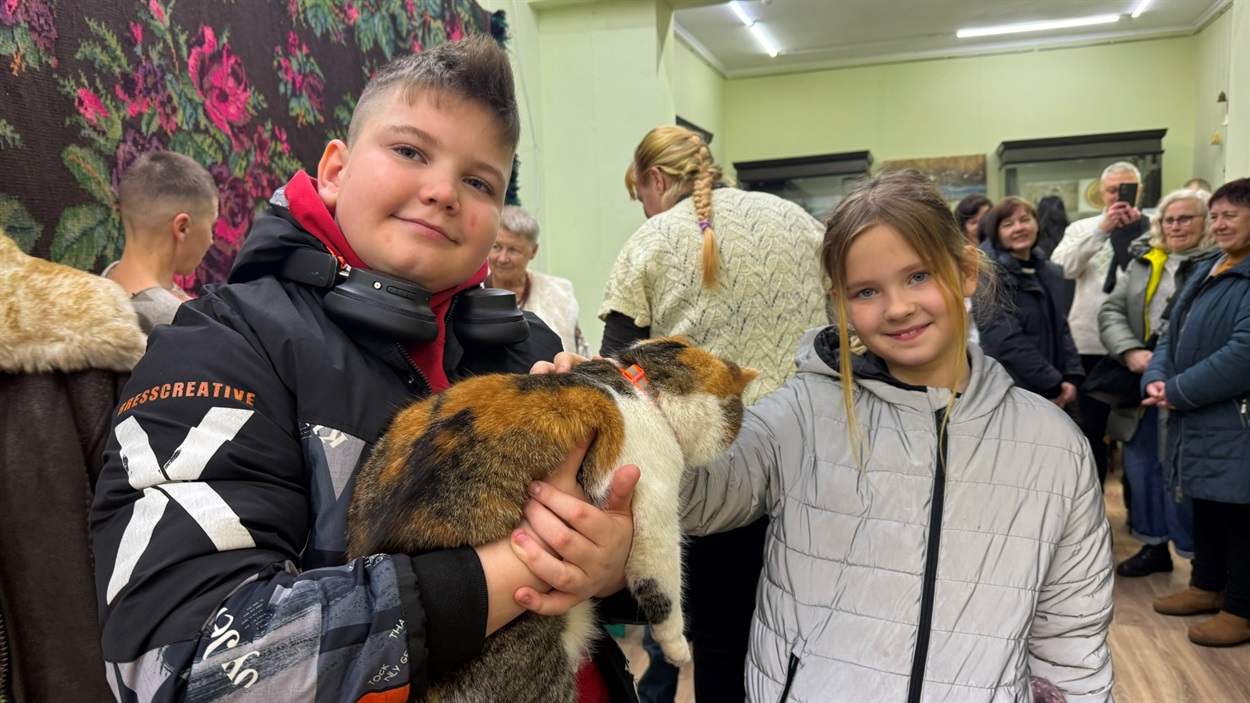 Музейна киця Попелюшка теж завітала на свято