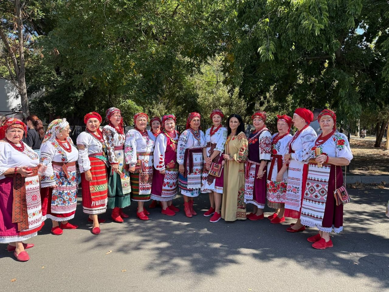 «Сурва — це про надію і життя»: у Первомайську готуються до яскравого болгарського свята