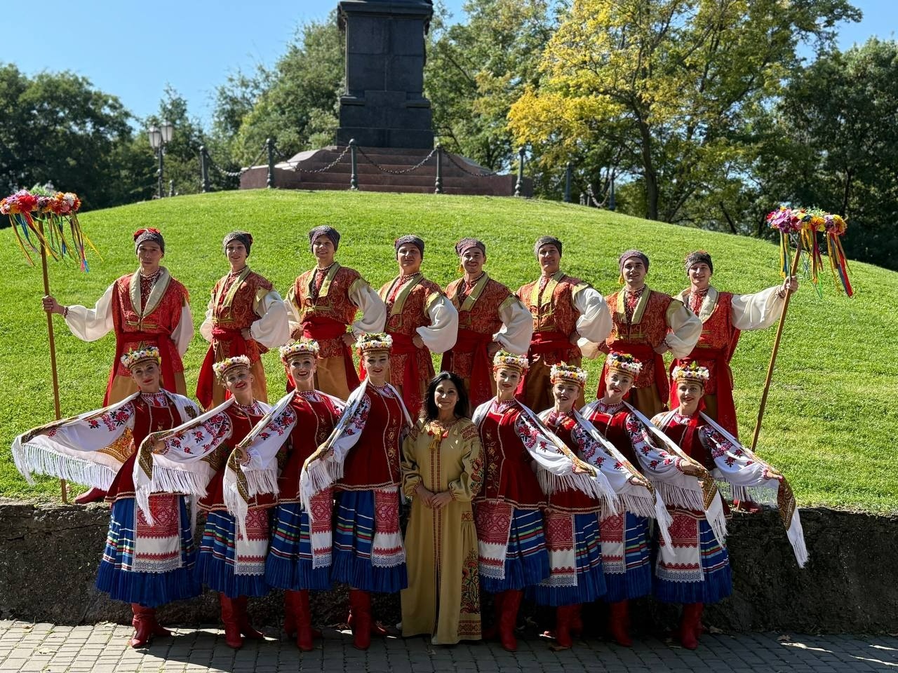 «Сурва — це про надію і життя»: у Первомайську готуються до яскравого болгарського свята