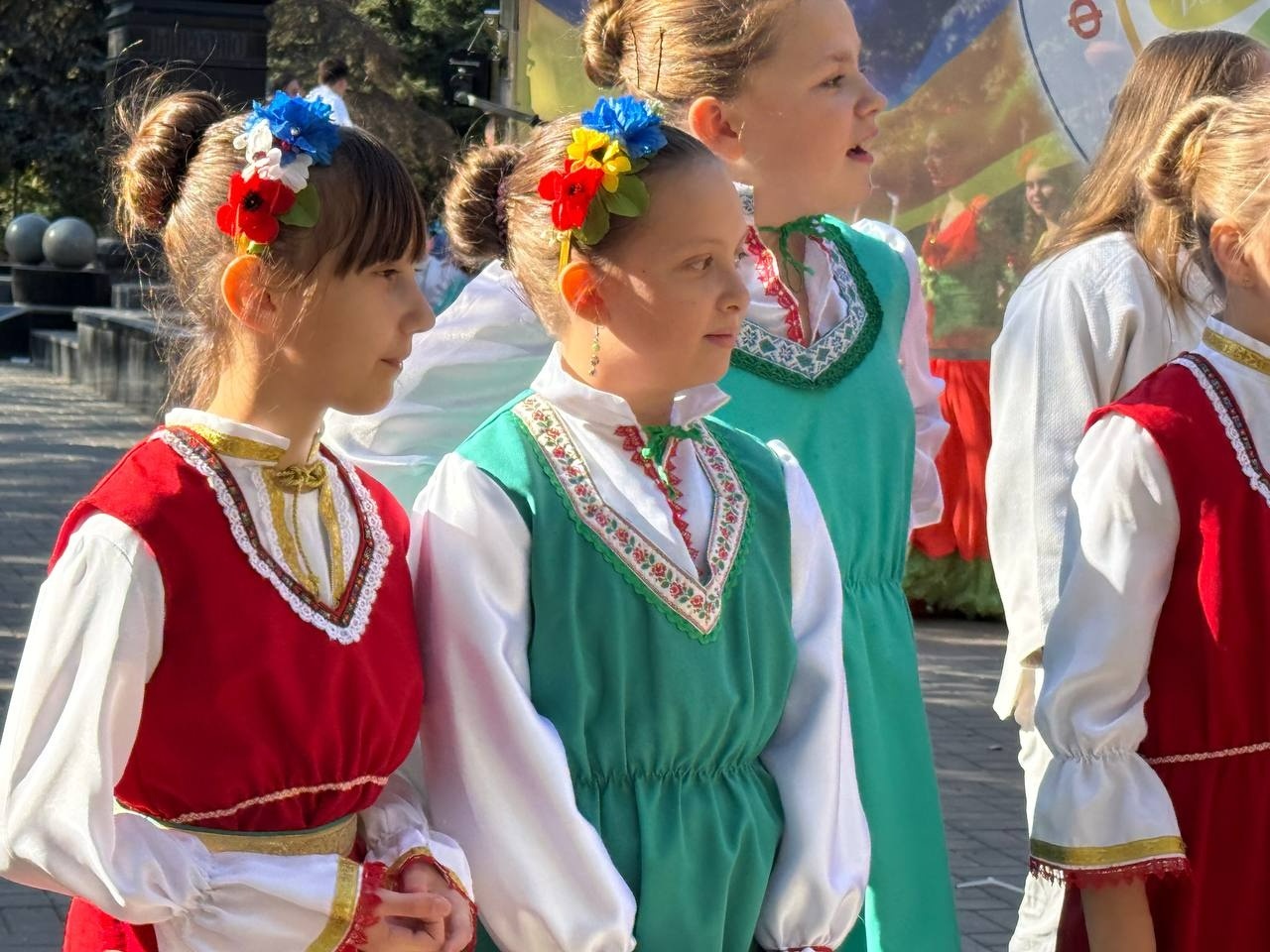 «Сурва — це про надію і життя»: у Первомайську готуються до яскравого болгарського свята
