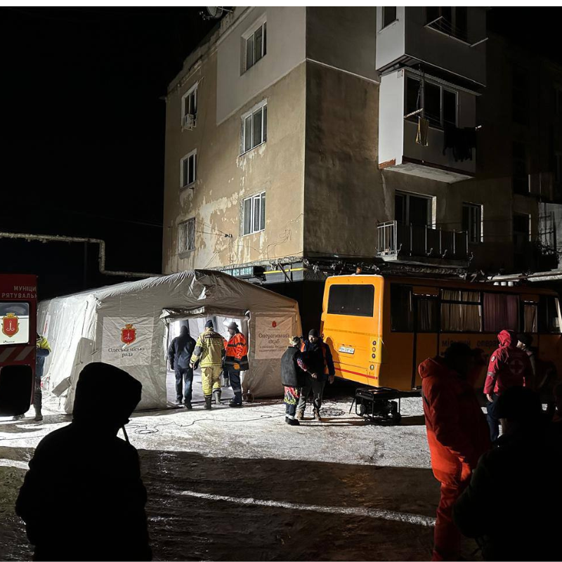 Нічна атака на Одесу: пошкоджено інфраструктуру і житлові будинки, є постраждалі