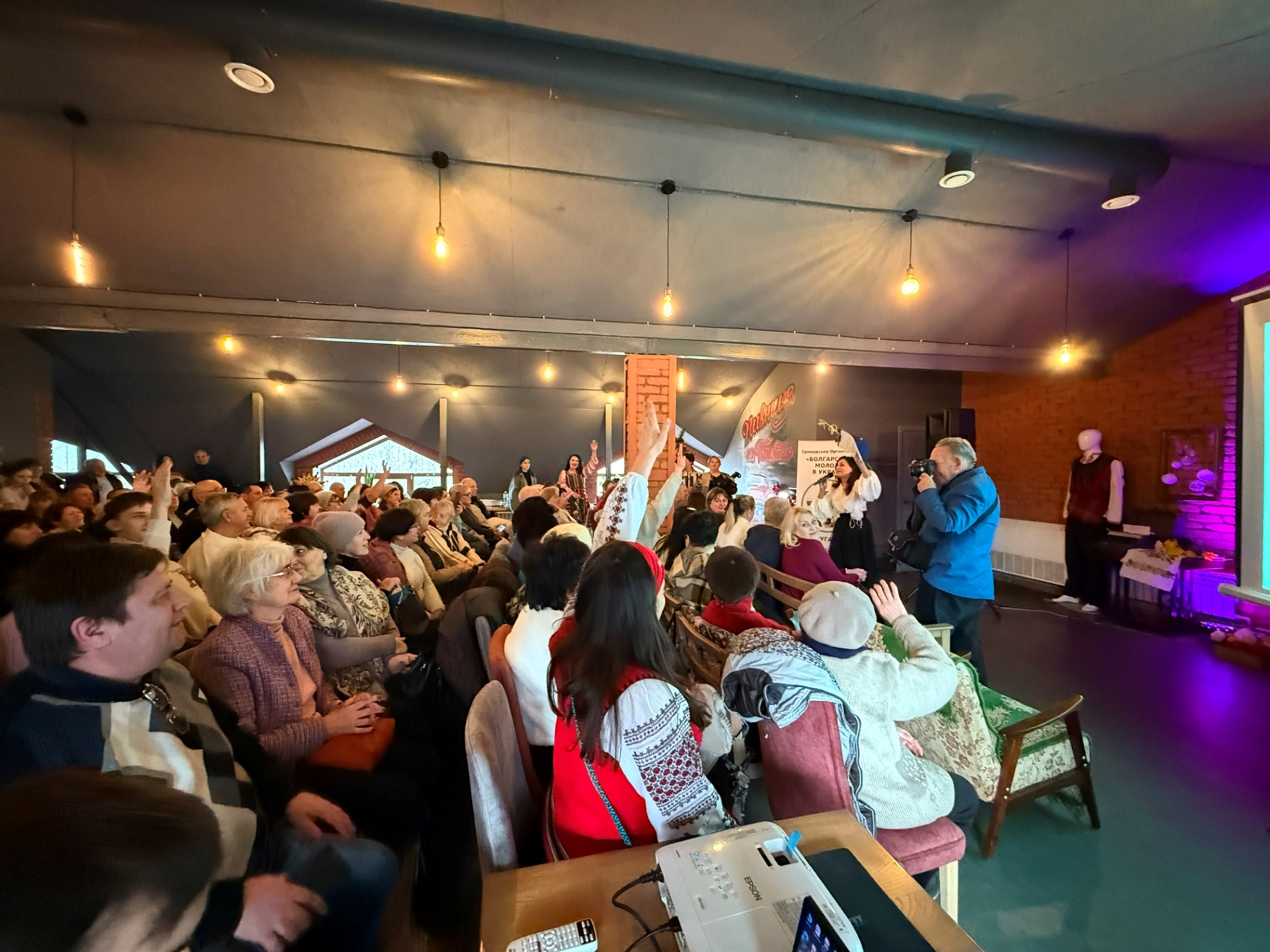 Сила єдності — в різноманітті: як у Первомайську святкували болгарську Сурву