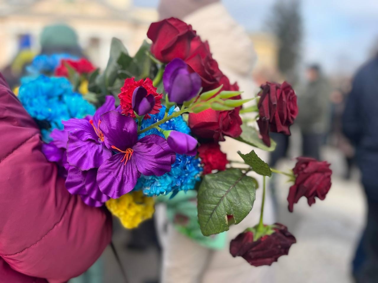 Первомайськ попрощався із загиблим воїном Вадимом Сніжинським