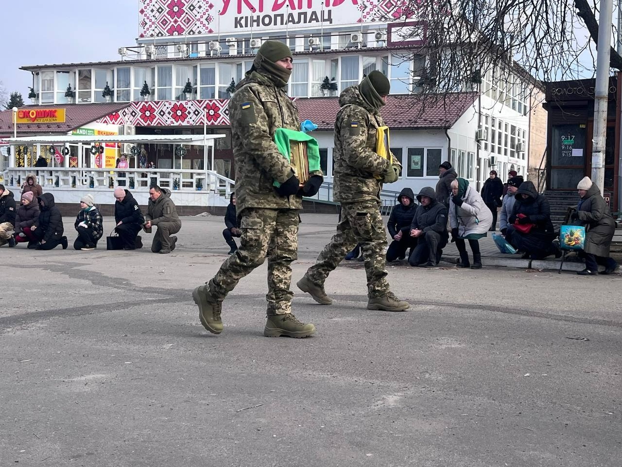 Первомайськ попрощався із загиблим воїном Вадимом Сніжинським