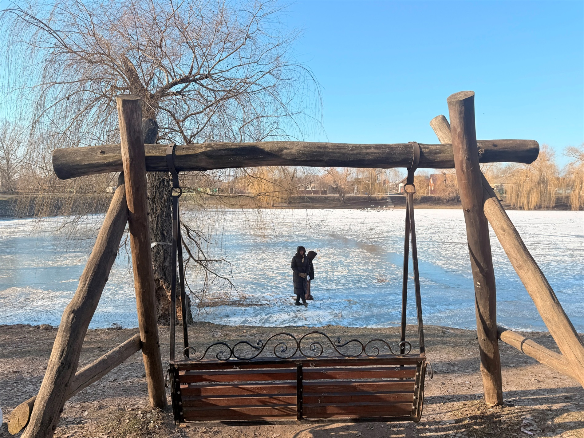 Два зимових озера: фоторепортаж