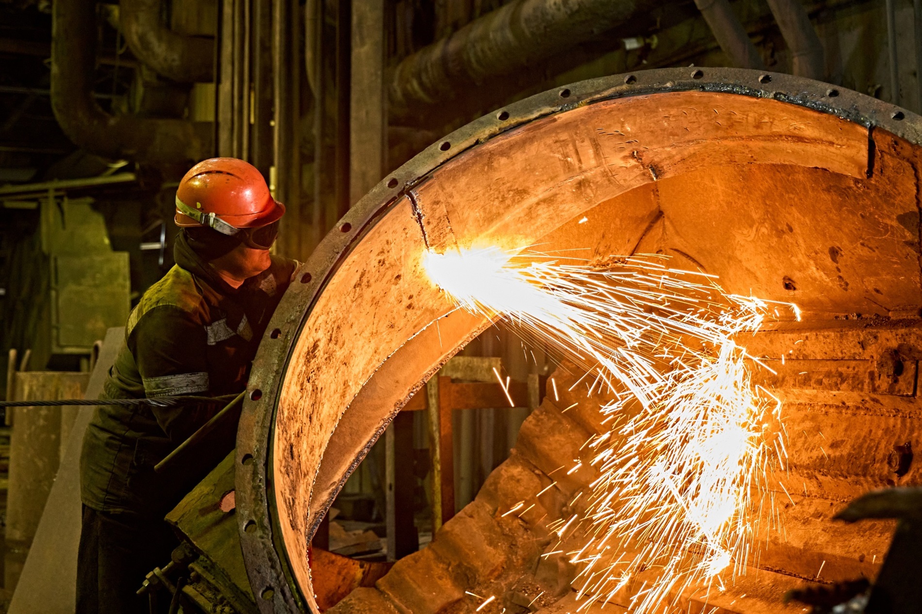 Супергерої, як вони є. Подвиг українських енергетиків у фоторепортажі