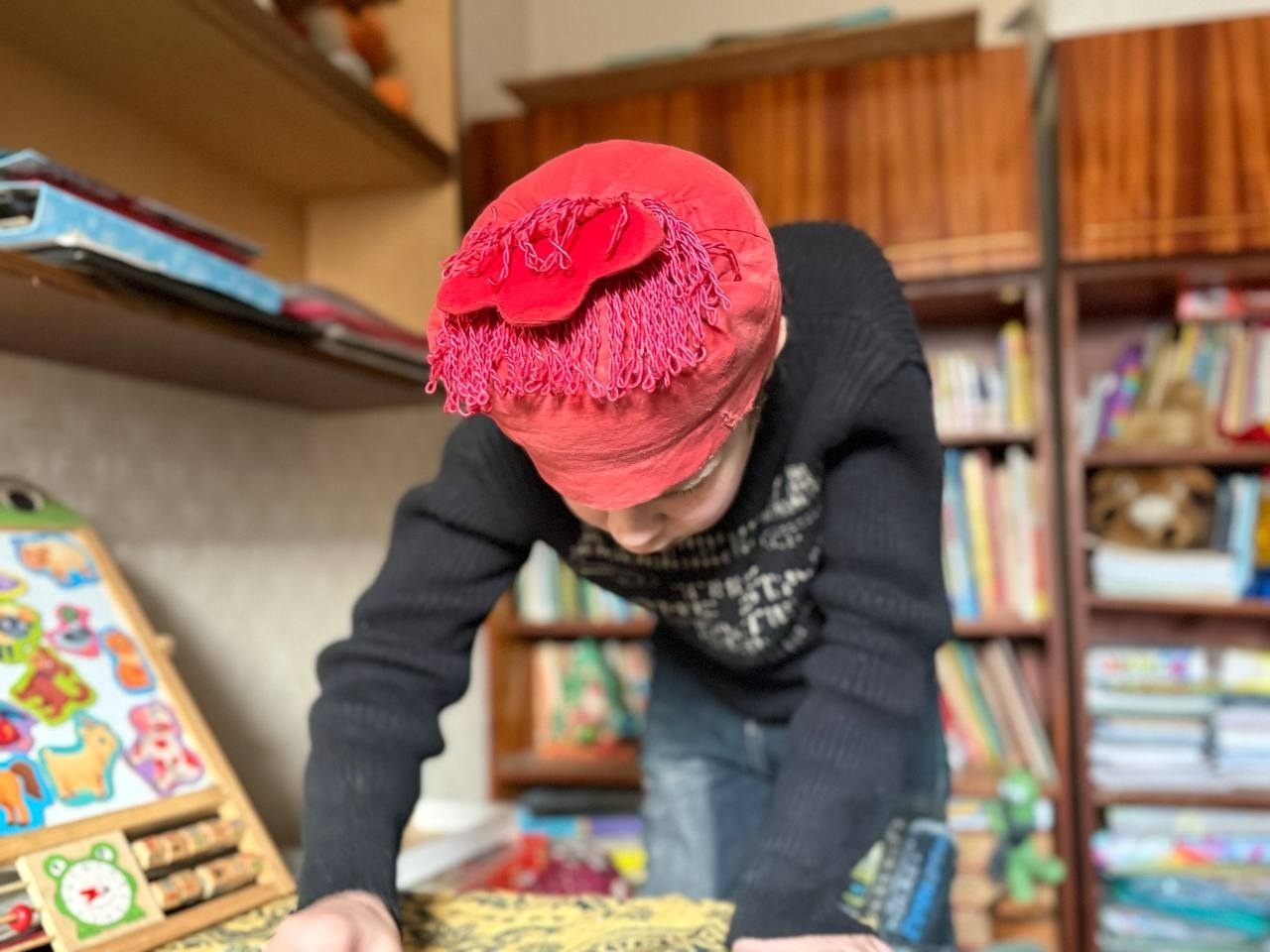 Без опікуна, у житлі без тепла та вбиральні: історія виживання родини Васильченків із Первомайська