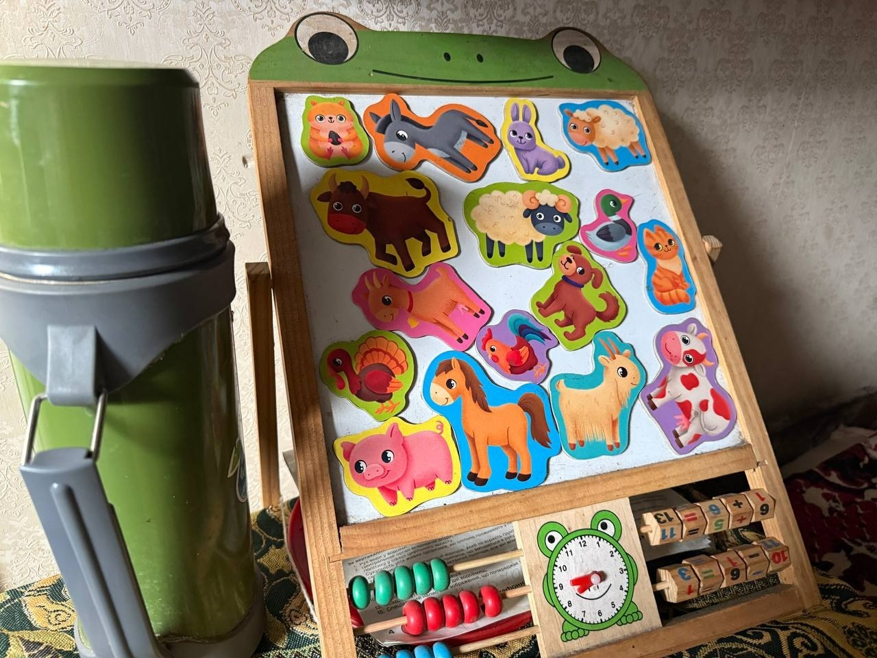 Без опікуна, у житлі без тепла та вбиральні: історія виживання родини Васильченків із Первомайська