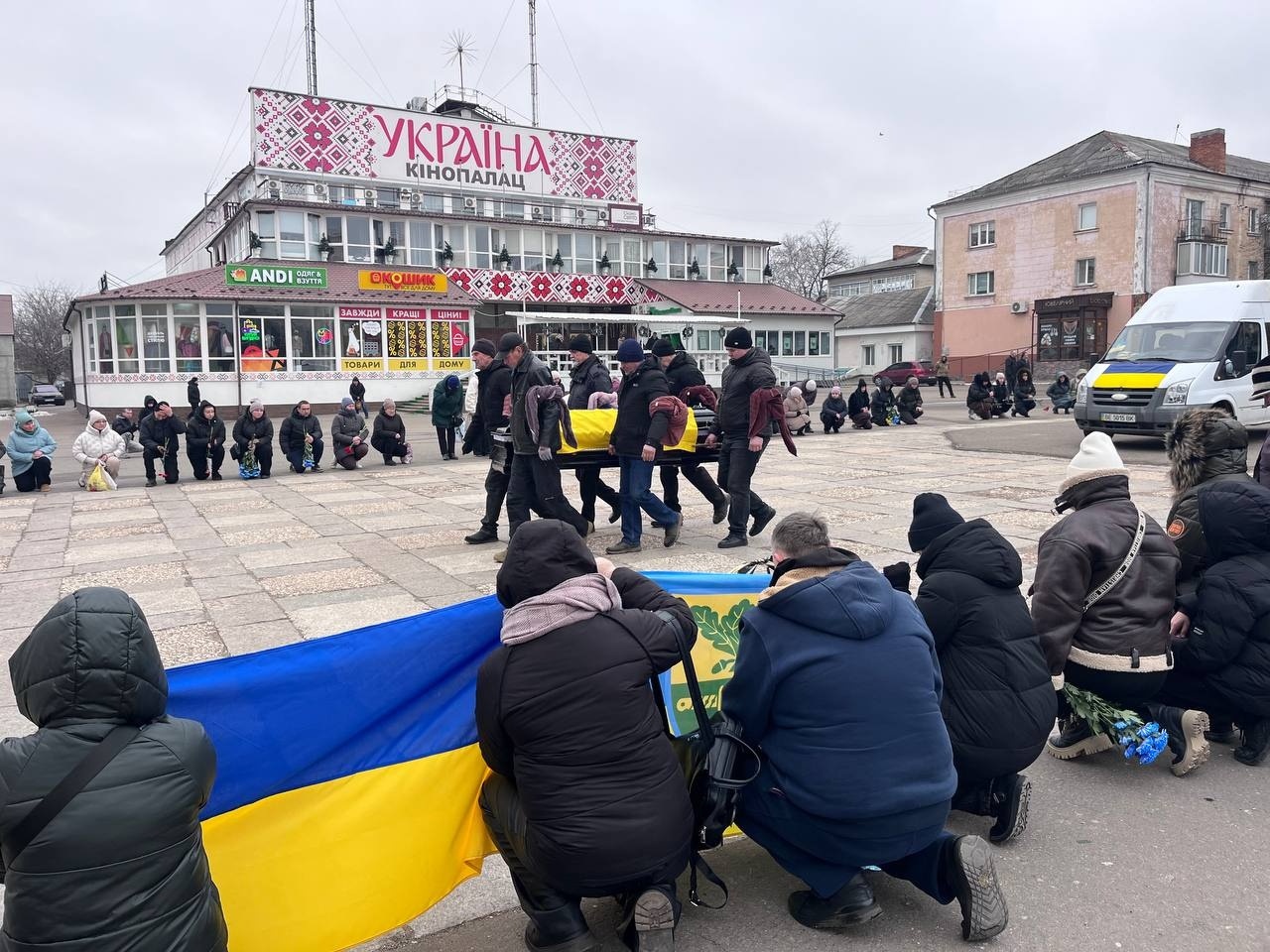 Первомайськ попрощався із захисником Сергієм Драганом