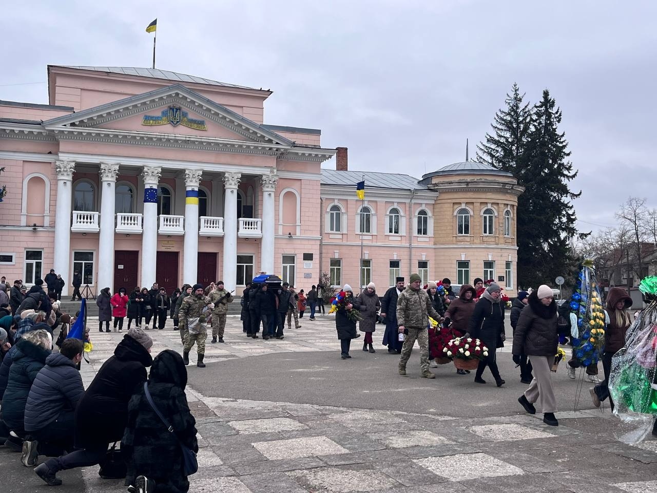 Первомайськ попрощався із захисником Сергієм Драганом