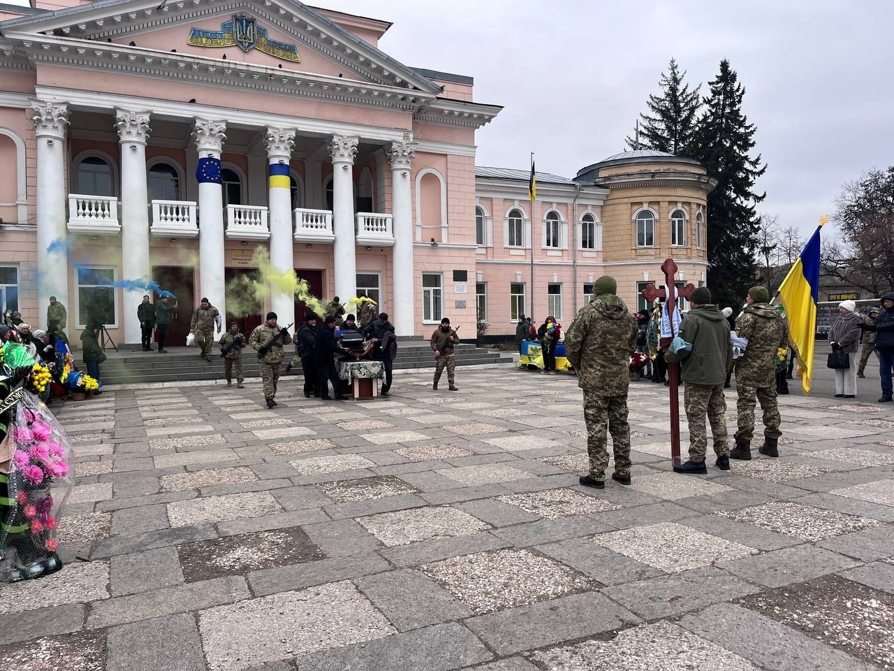 Первомайськ попрощався із захисником Сергієм Драганом
