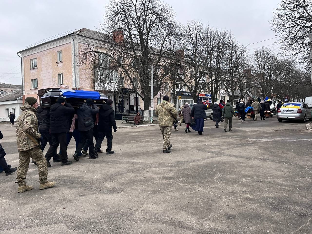 Первомайськ попрощався із захисником Сергієм Драганом