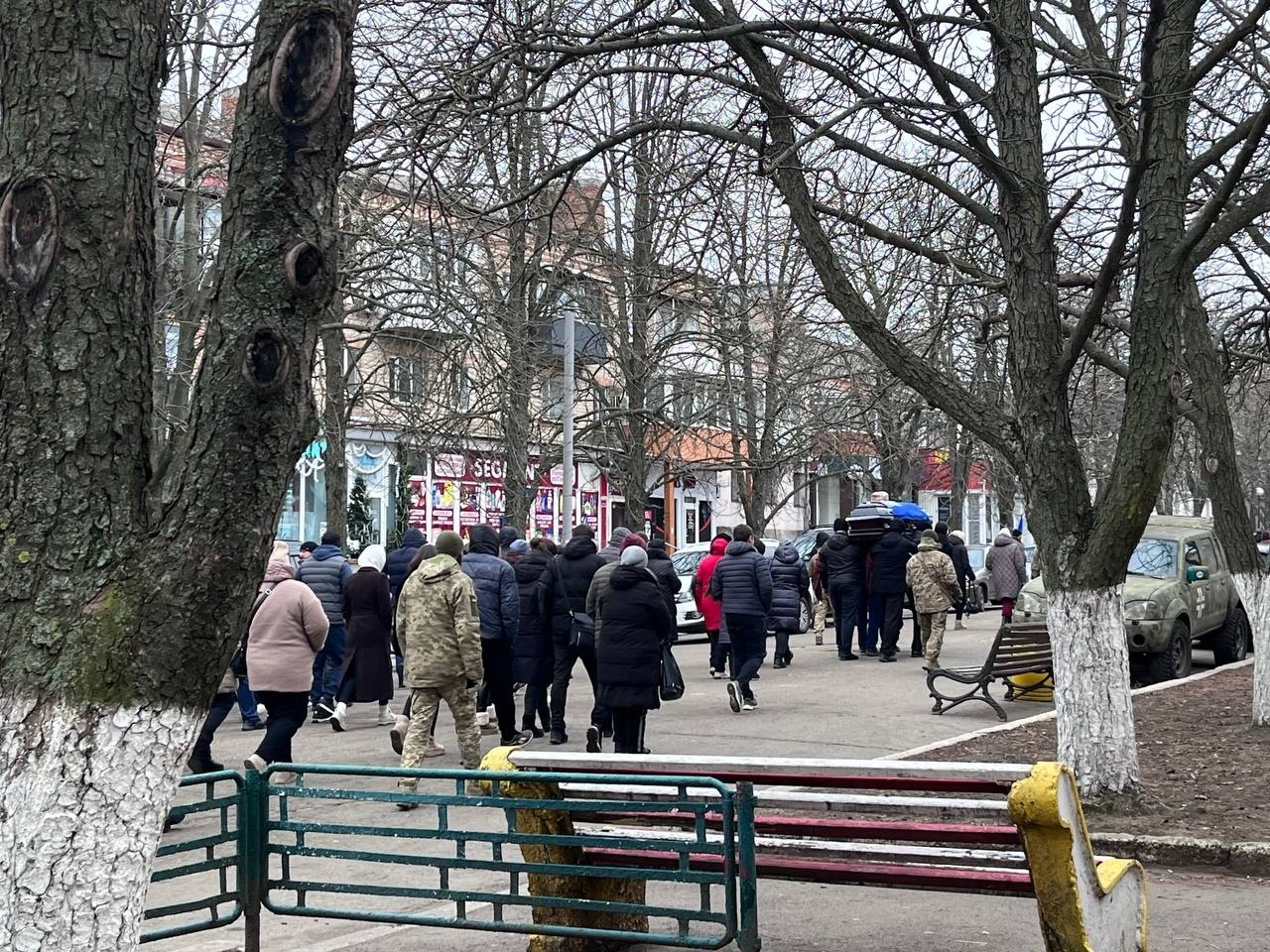 Первомайськ попрощався із захисником Сергієм Драганом