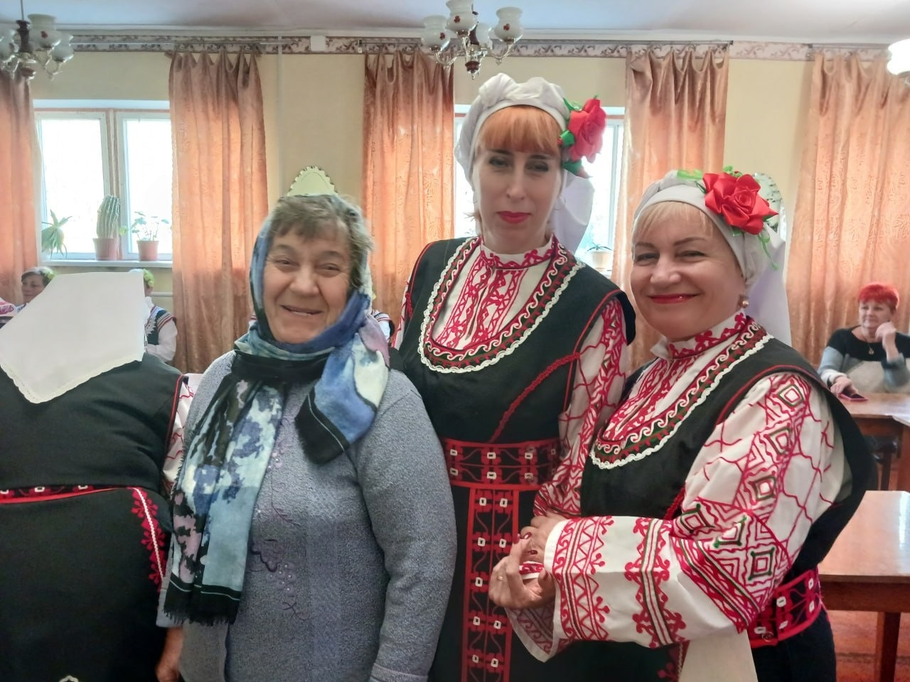 «Гудять» уже понад сорок років: як у Вільшанці зберігають болгарську пісню попри війну і холод