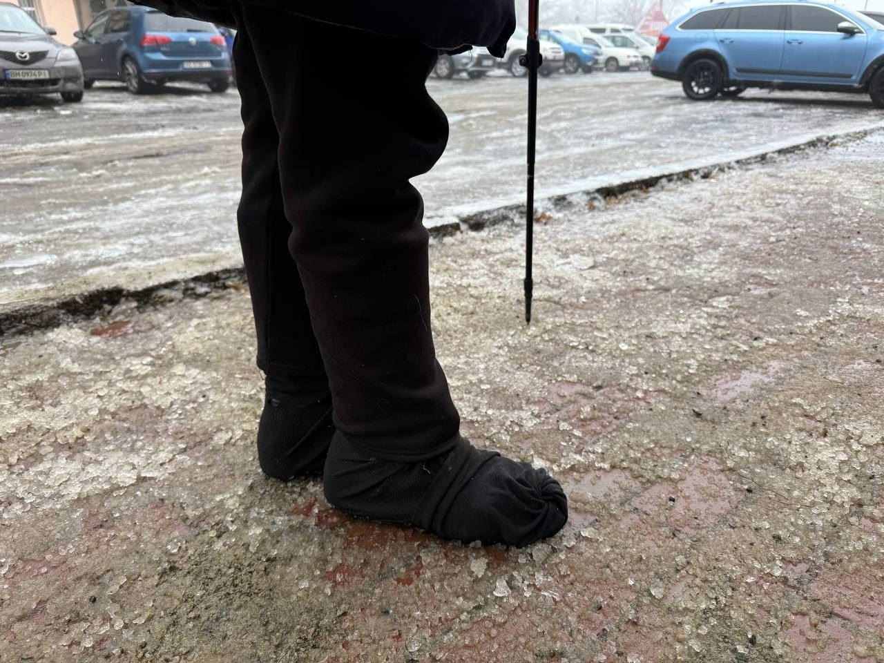 Ожеледиця у Первомайську 28 січня: як містяни добиралися до центру та долали наслідки негоди