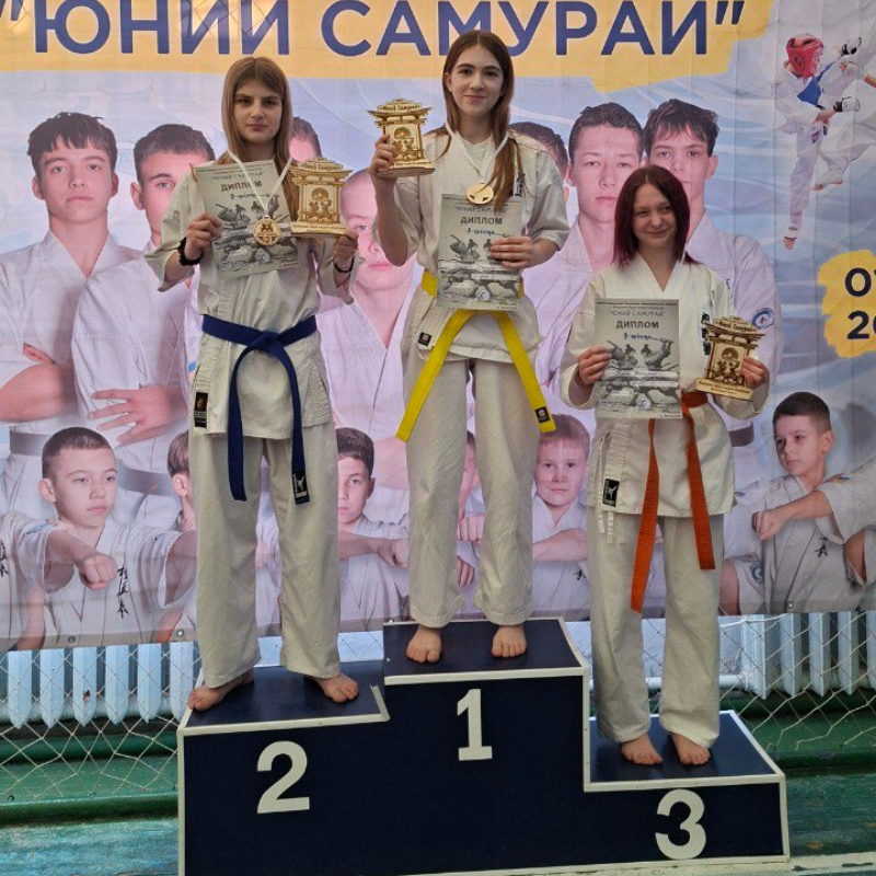 Перше командне місце: каратисти з Первомайська тріумфально відкрили спортивний рік у Миколаєві