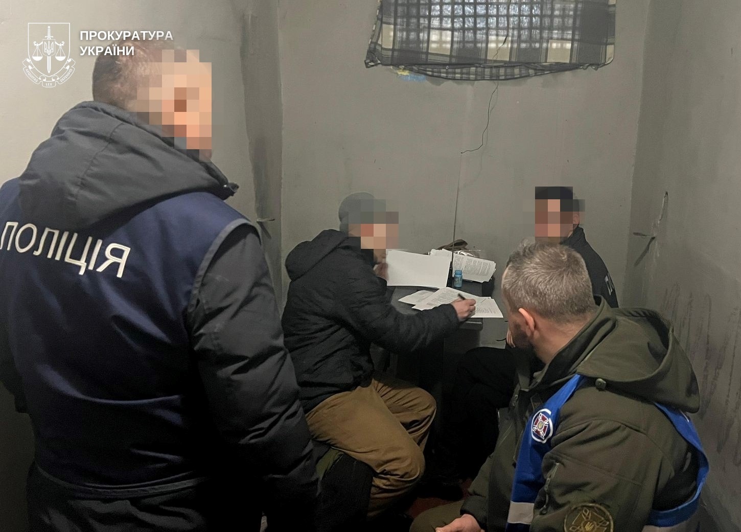 На Миколаївщині викрили злочинну групу: обіцяли дешеве пальне та житло, ошукуючи українців з-за ґрат