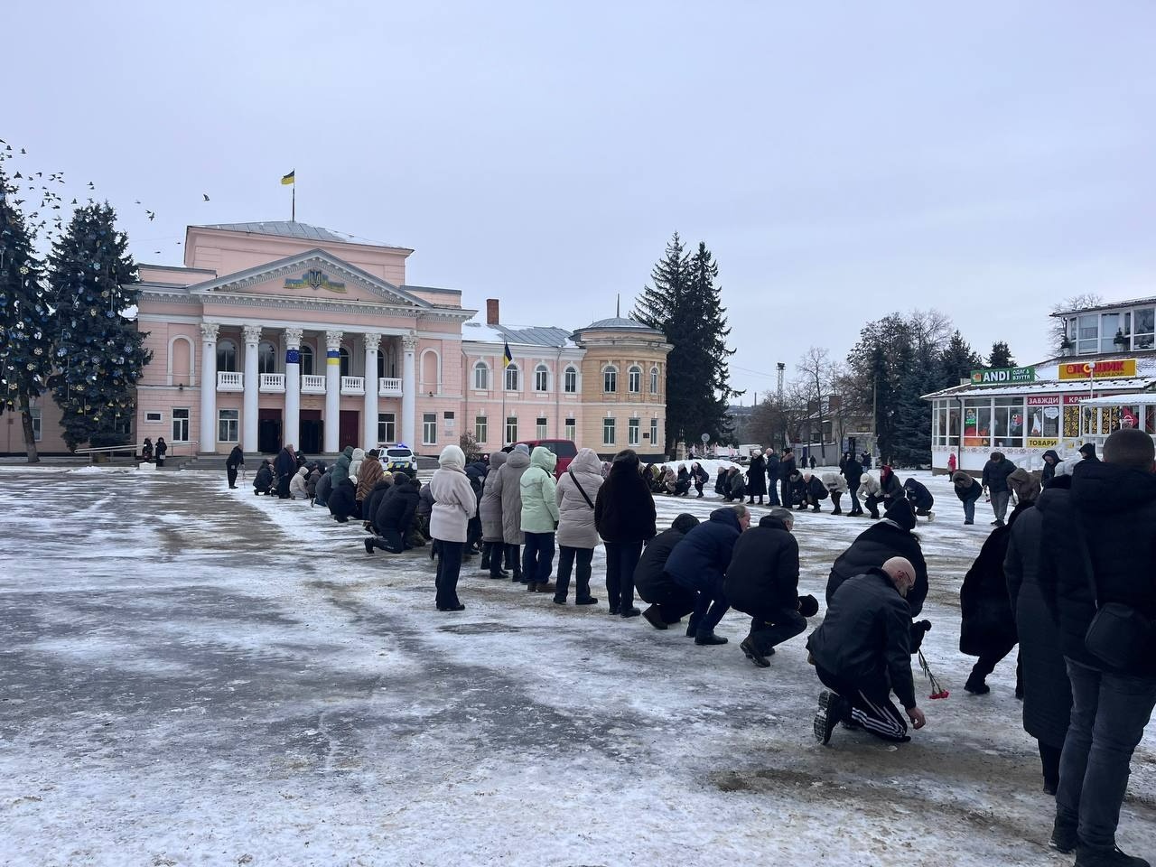 Первомайськ попрощався з воїном Русланом Конченком