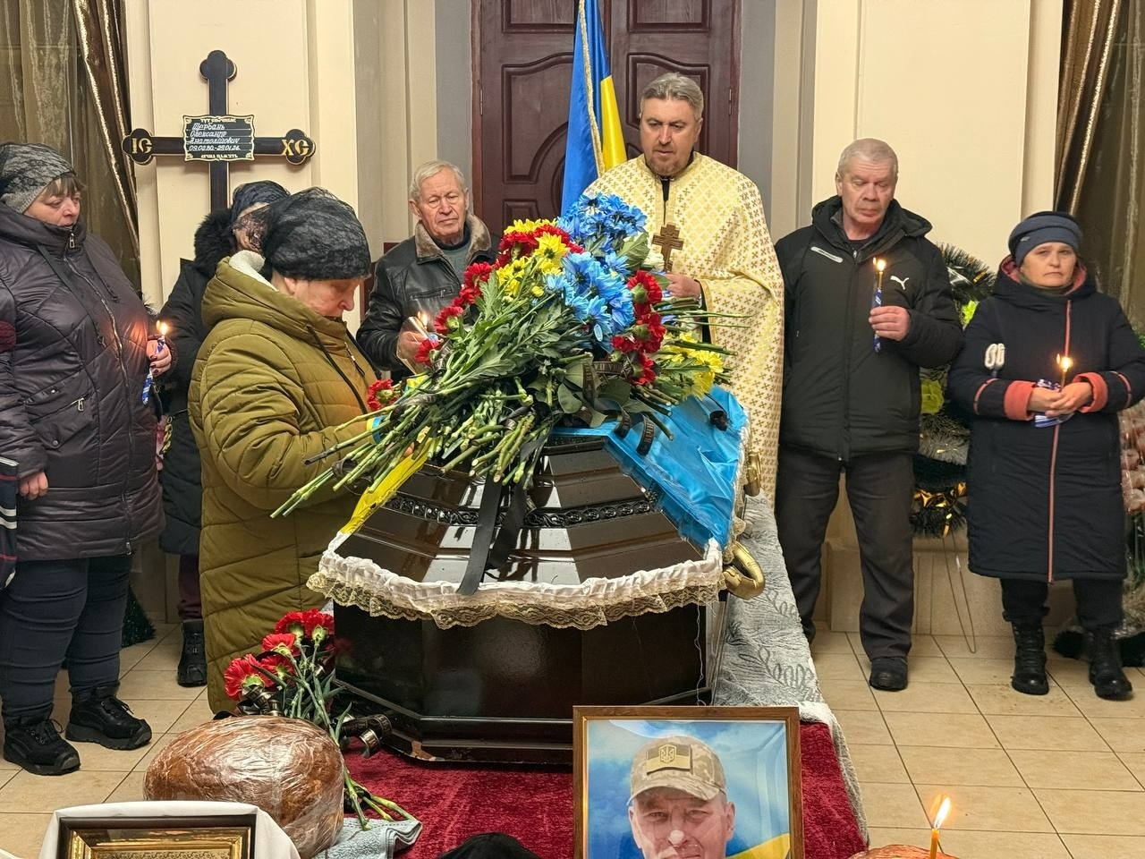 Первомайськ попрощався із захисником України Олександром Щербанем