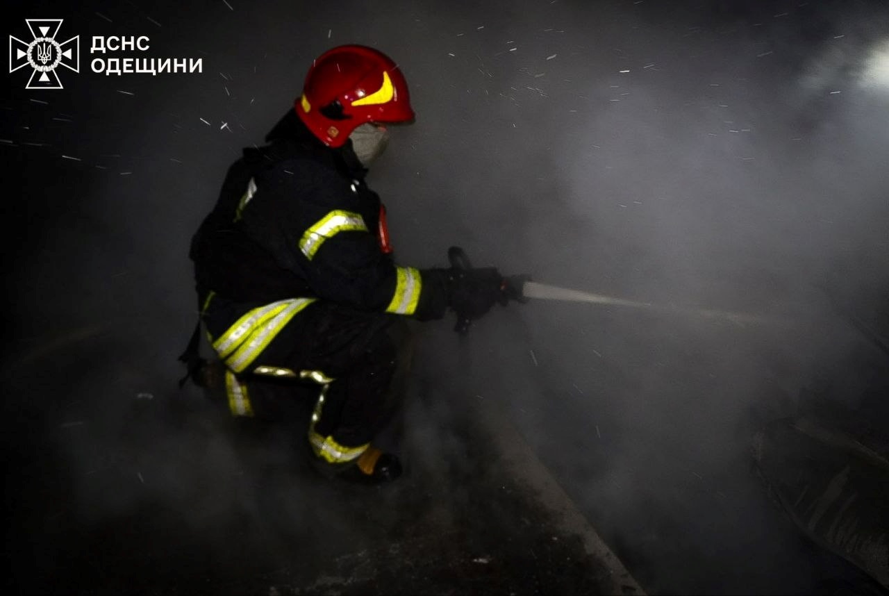 Ворожа атака на Одесу: є загиблий, поранені та зруйнована інфраструктура