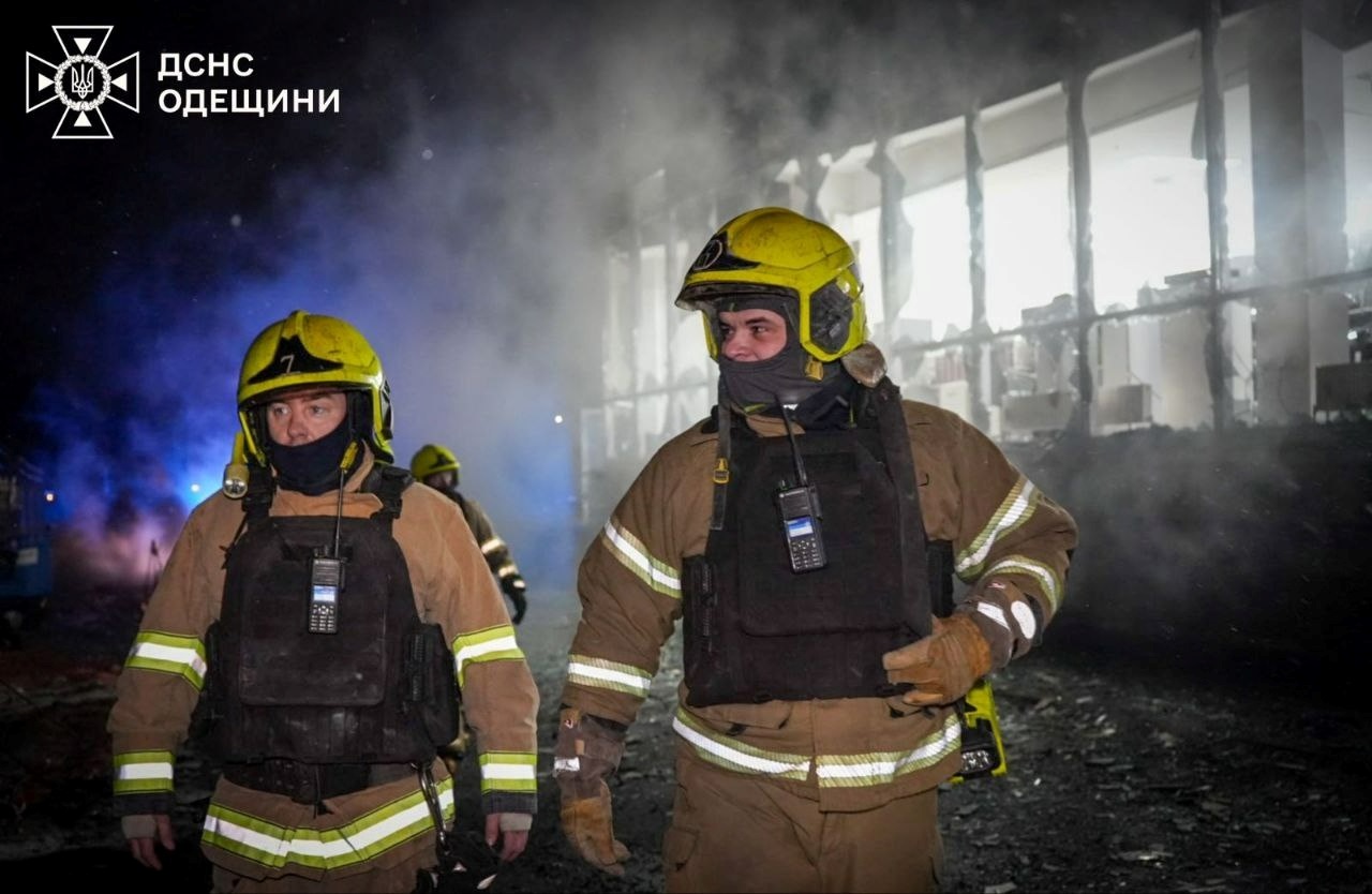 Ворожа атака на Одесу: є загиблий, поранені та зруйнована інфраструктура