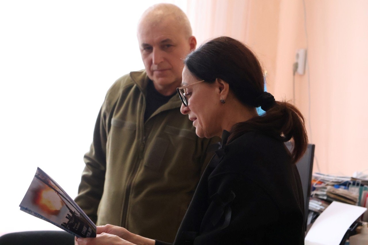 Герої серед нас: як пройшла презентація книги Наталії Клименко у Первомайській гімназії №9