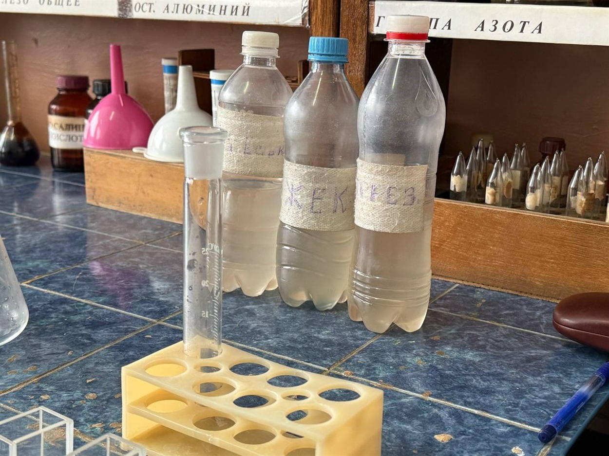 ОСВ -1, у лабораторії