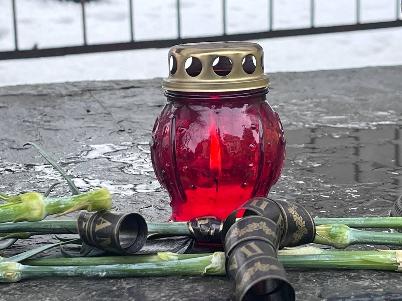 Первомайськ вшанував жертв війни у четверту річницю повномасштабного вторгнення