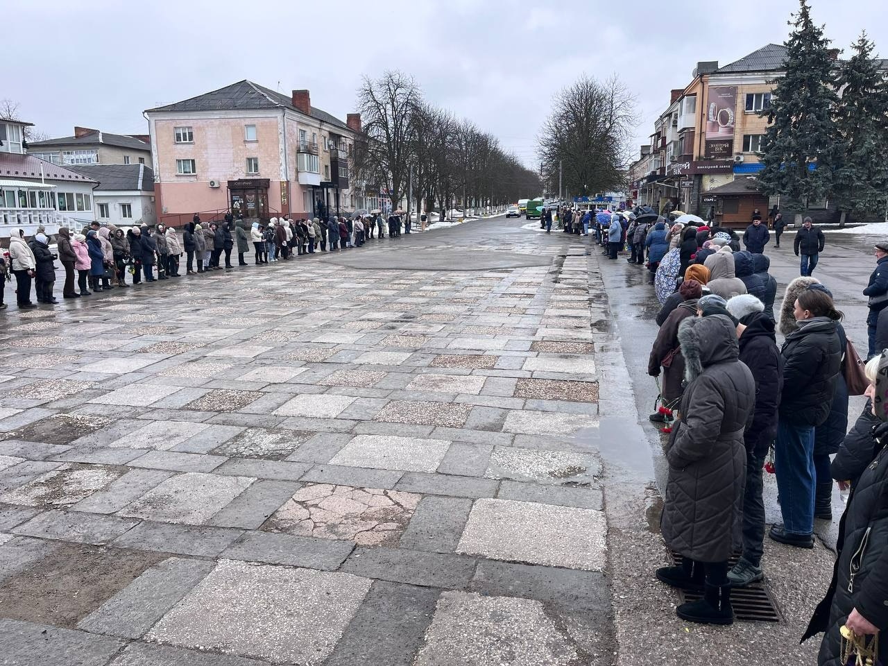 Первомайськ попрощався із захисником України Ігорем Журавльовим