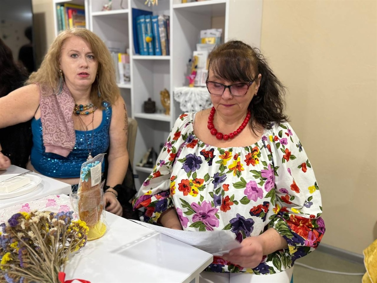 Світлана Степанова ліворуч