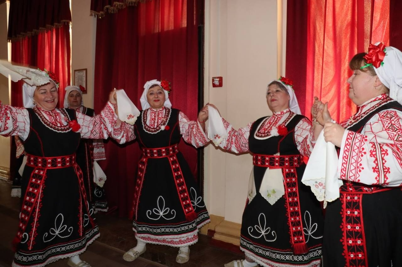 Весна, що гуртує: як Баба Марта зібрала болгарську громаду в Первомайську